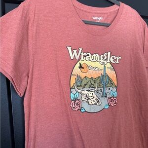 Wrangler Graphic Tee in Dusty Rose